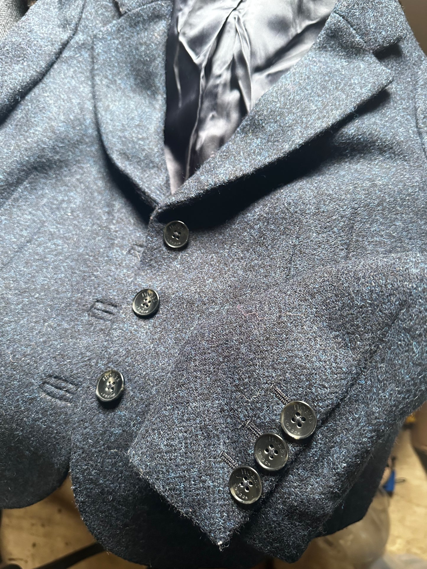 Ladies Hobbs fitted jacket 100%  wool Tweed Navy Jacket