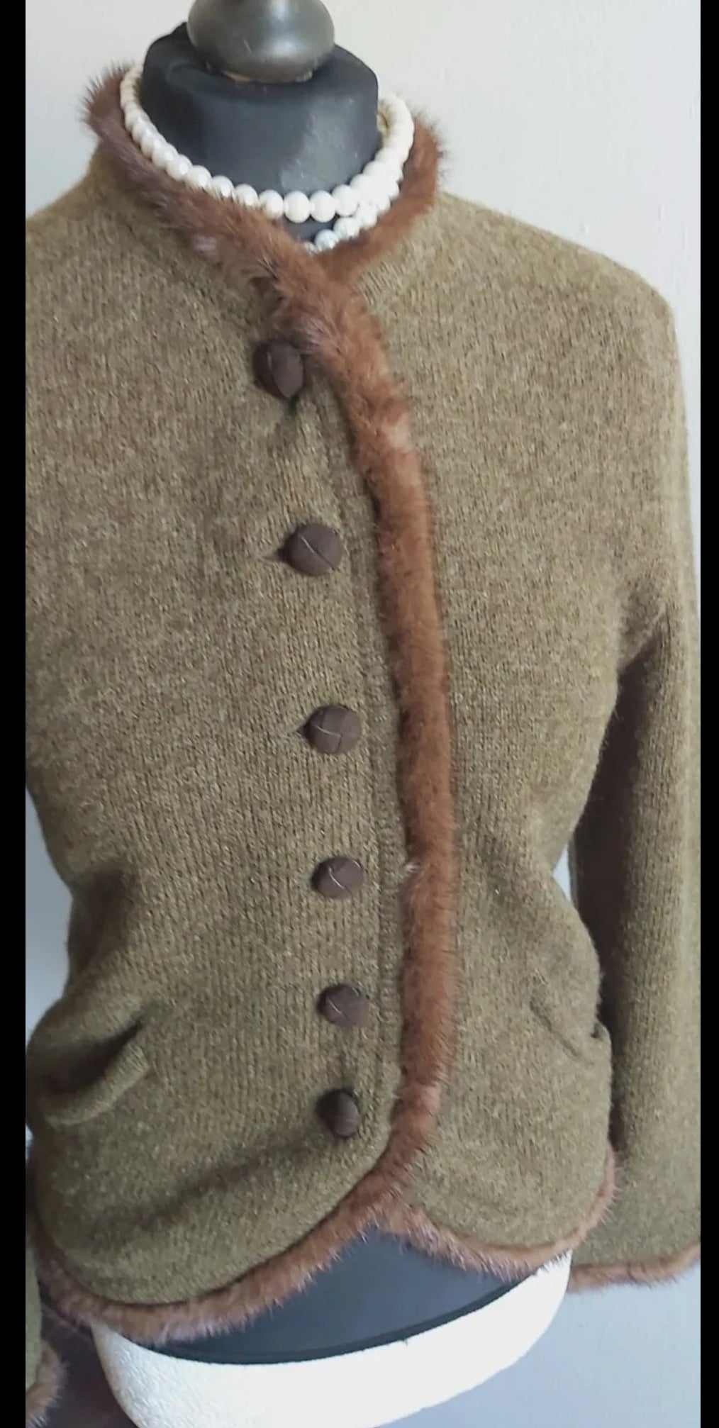 Ladies Mirabell Salzburg Vintage  Wool Fur trim Cardigan Jacket UK 8/10.