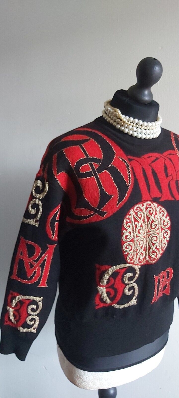 Ladies Jeager Red Black Wool Blend ream knitted patterned Jumper Size S/M