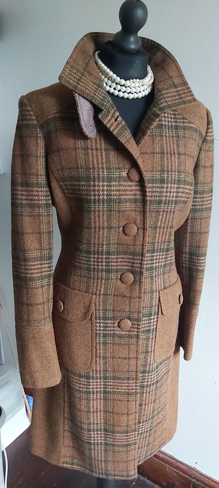 ladies Camel  Tan 100% Wool tweed coat size 12