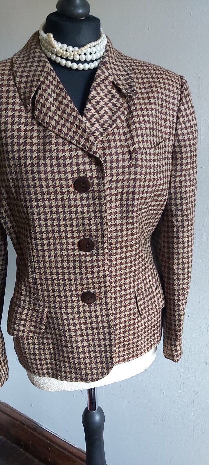 Ladies Aquascutum 100% Wool Tweed Jacket UK  Size 12