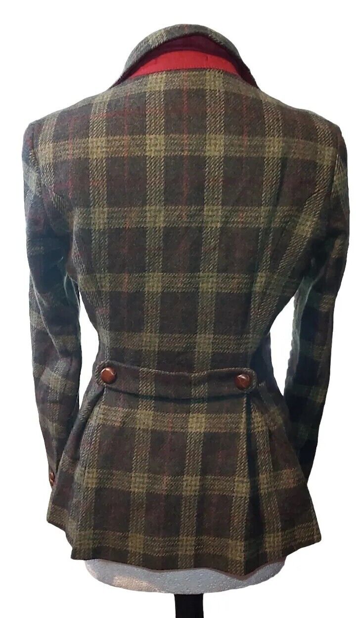 LADIES REALLY WILD GREEN FITTED TWEED JACKET SIZE 8