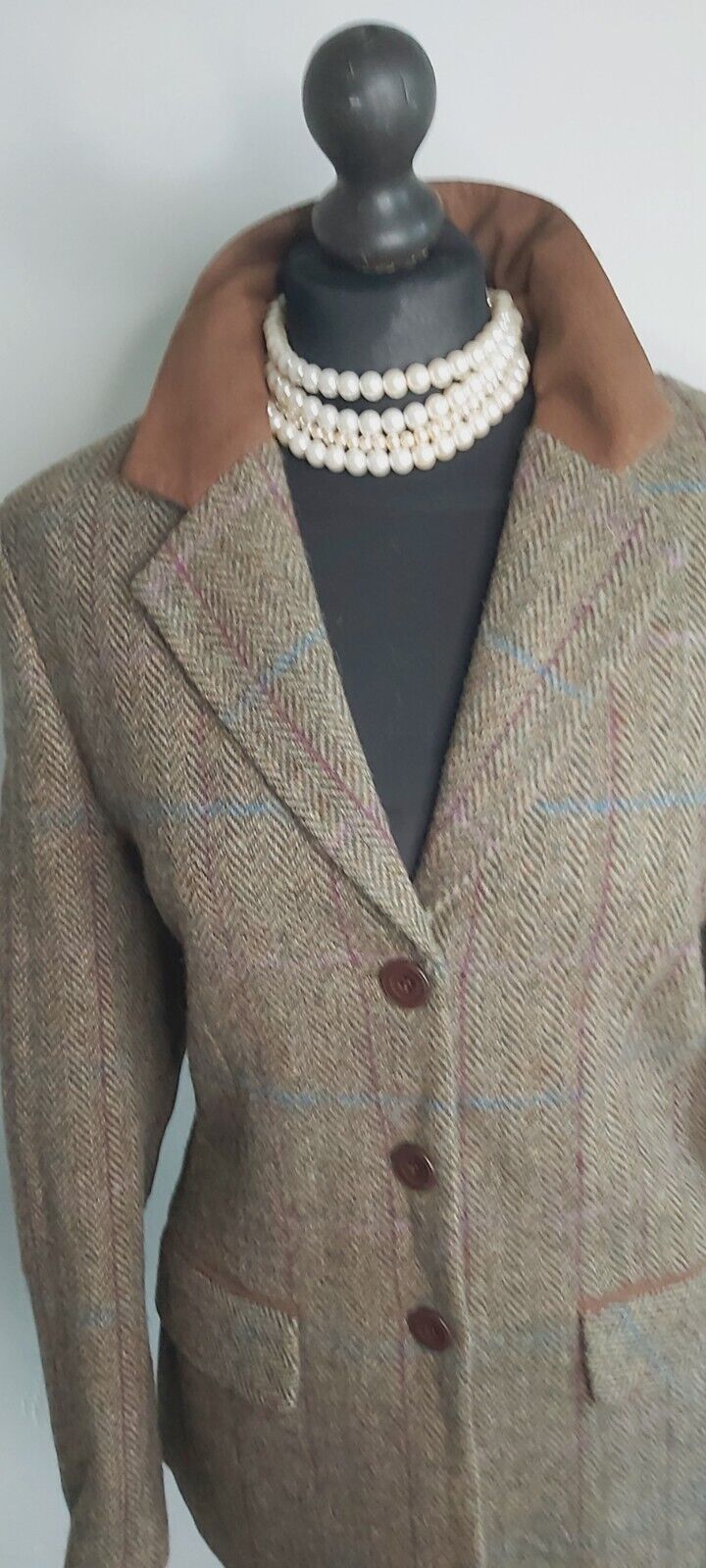 Ladies  Harris Tweed 100% Wool Khaki Jacket Elbow Patches UK Size 12