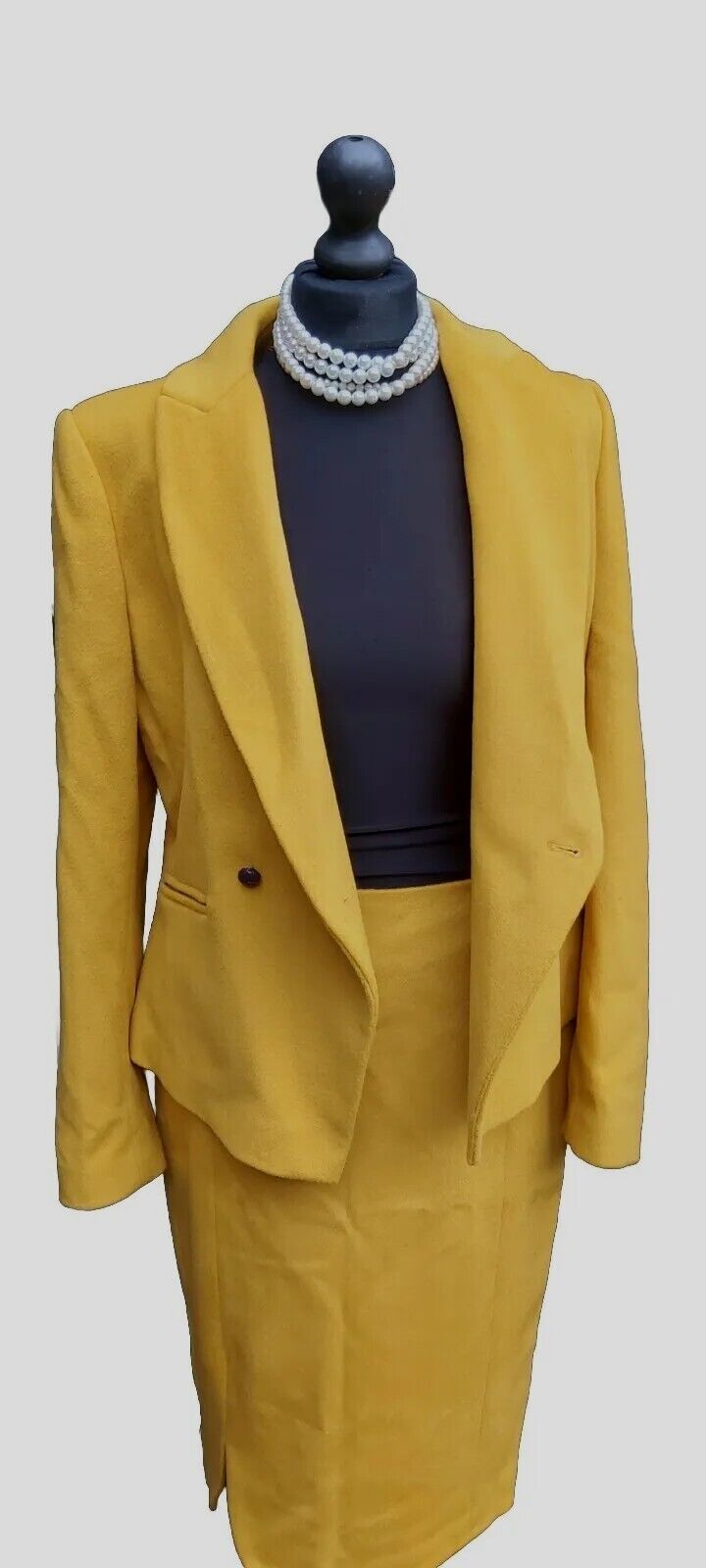 Hobbs mustard wool skirt suit 12 double breasted jacket and high waisted skirt