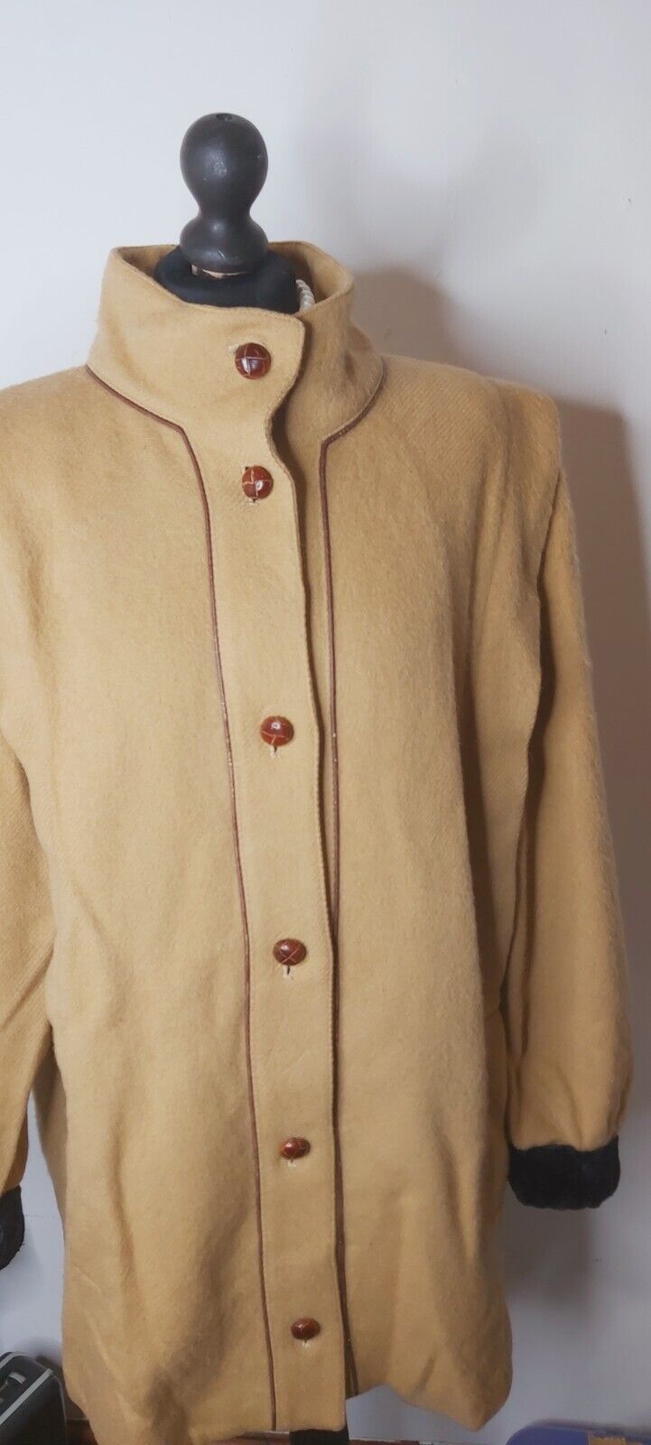 Ladies vintage 80s Tan Camel  wool coat UK Size 14