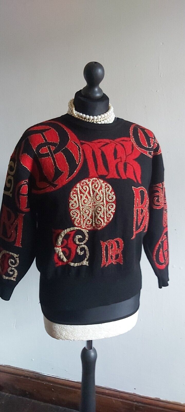 Ladies Jeager Red Black Wool Blend ream knitted patterned Jumper Size S/M