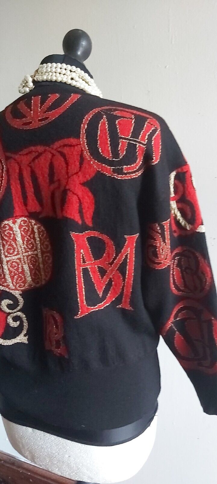 Ladies Jeager Red Black Wool Blend ream knitted patterned Jumper Size S/M