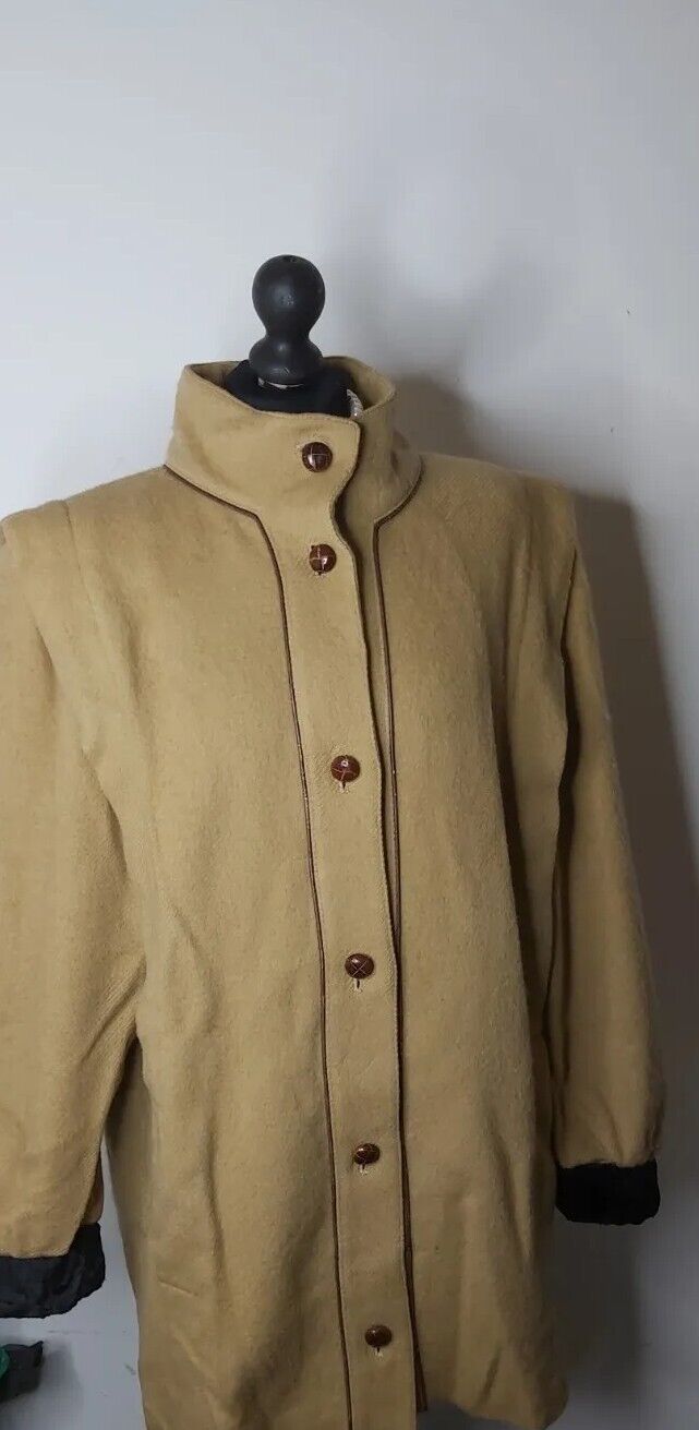 Ladies vintage 80s Tan Camel  wool coat UK Size 14